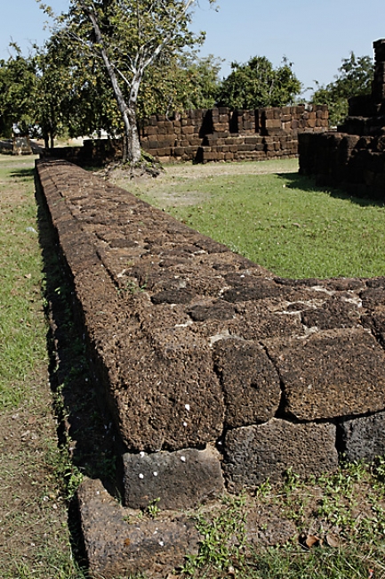 Kuti rishi Phimai-011